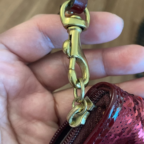 Coach Red Sequins Wrislet/Wallet - pre owned - Picture 6 of 13